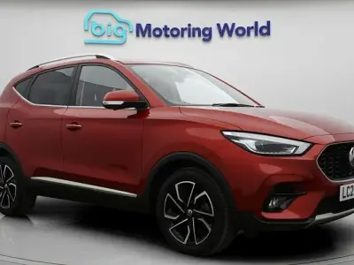 Used MG ZS Exclusive 106 HP (77 kW) 2023 Red SUV