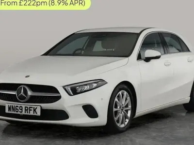 Used Mercedes A180 Executive 116 HP (85 kW) 2019 White Hatchback