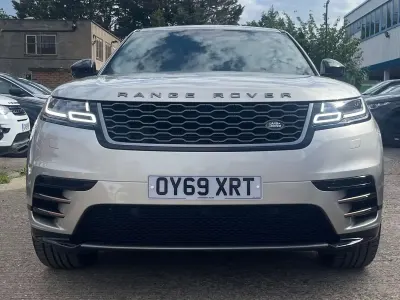 Used Land Rover Range Rover Velar SE Dynamic 180 HP (132 kW) 2019 Silver SUV