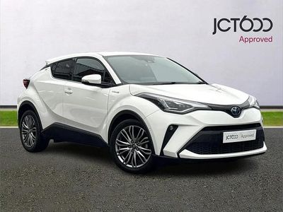 Used Toyota C-HR 120 HP (88 kW) 2021 White SUV