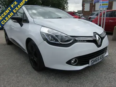 Used Renault Clio Dynamique 75 HP (55 kW) 2015 White Hatchback