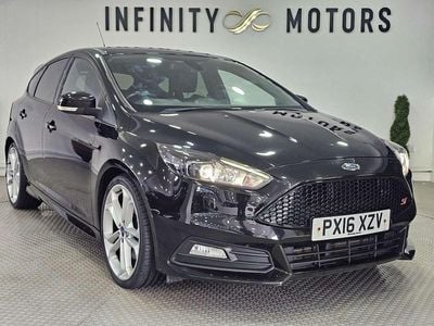 Used Ford Focus ST 185 HP (136 kW) 2016 Black Hatchback