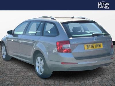 Used Skoda Octavia SE L 147 HP (108 kW) 2016 Beige Hatchback