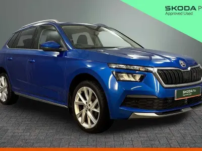 Used Skoda Kamiq SE L Executive 147 HP (108 kW) 2023 Race blue metallic SUV