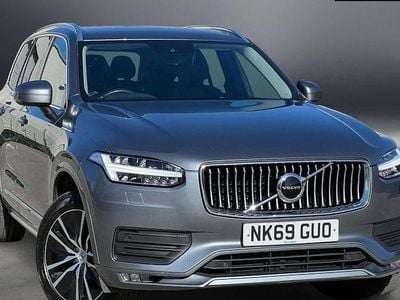 Usado Volvo XC90 Momentum 235 HP (172 kW) 2021 SUV