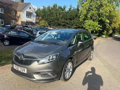 Second-hand Vauxhall Zafira Elite 140 CP (102 kW) 2018 Gri Monovolum