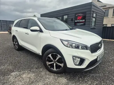 Used Kia Sorento 2015 White SUV