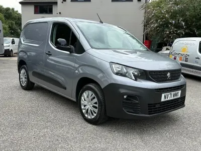 Used Peugeot Partner Premium 131 HP (96 kW) 2022 Grey MPV