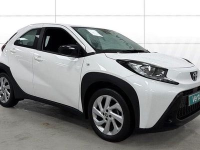 Used Toyota Aygo X PURE 72 HP (52 kW) 2024 White SUV