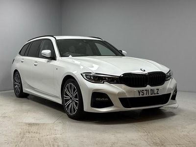 Begagnad BMW 320 M Sport 181 HK (133 kW) 2021 Vit Kombi