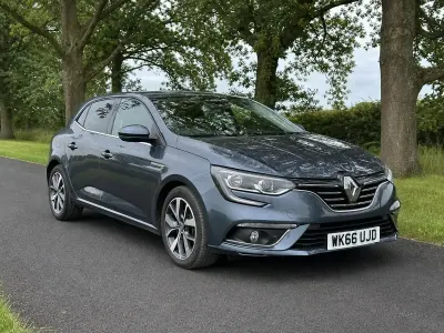 Used Renault Mégane Dynamique 110 HP (80 kW) 2016 Grey Hatchback