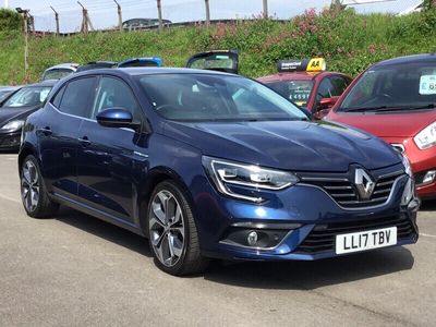 used Renault Mégane IV 1.2 TCe Signature Nav Hatchback 5dr Petrol Manual Euro 6 (s/s) (130 ps)