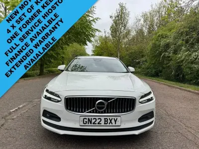 Used Volvo V90 CC 300 HP (220 kW) 2022 White Estate