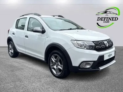 Used Dacia Sandero Ambiance 90 HP (66 kW) 2017 White Hatchback