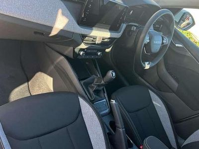 Used Skoda Kamiq SE 95 HP (69 kW) 2025 Moon white metallic SUV