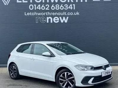 Used VW Polo Life 95 HP (69 kW) 2024 White Hatchback