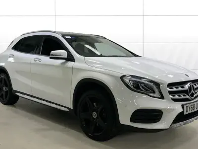 Used Mercedes GLA250 AMG Line Premium Plus 211 HP (155 kW) 2018 White SUV