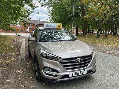 Used Hyundai Tucson SE 116 HP (85 kW) 2016 Beige SUV