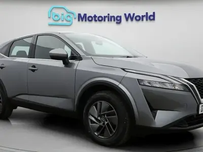 Used Nissan Qashqai Acenta Premium 140 HP (102 kW) 2023 Grey SUV