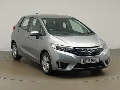 Used Honda Jazz SE 102 HP (75 kW) 2016 Silver Hatchback