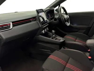 Używany Renault Clio V RS Line 140 KM (102 kW) 2022 Czarny Hatchback