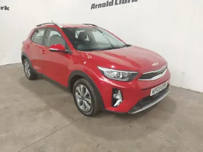 Used Kia Stonic 99 HP (72 kW) 2023 Red SUV