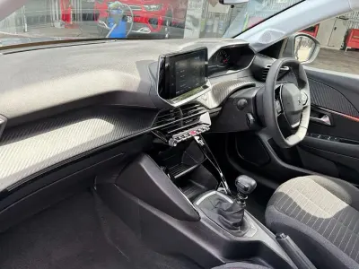 Used Peugeot 208 Active+ 99 HP (72 kW) 2023 Grey Hatchback