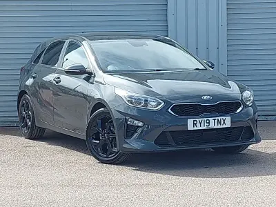 Used Kia Ceed 114 HP (83 kW) 2019 Grey Hatchback