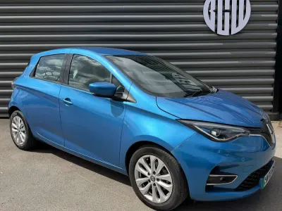 Used Renault Zoe Iconic 100 kW (136 HP) 2020 Blue Hatchback