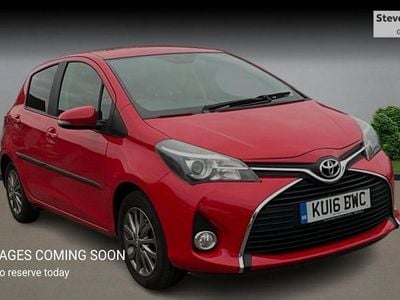 Used Toyota Yaris 99 HP (72 kW) 2016 Hatchback
