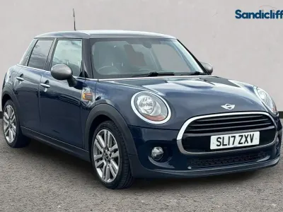 Used Mini Cooper Hatch 136 HP (100 kW) 2018 Metallic  caribbean aqua Hatchback