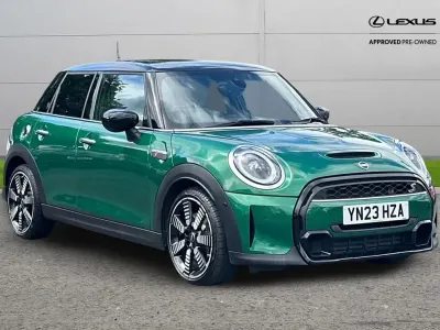 Used Mini Cooper S Exclusive 176 HP (129 kW) 2023 Green Hatchback