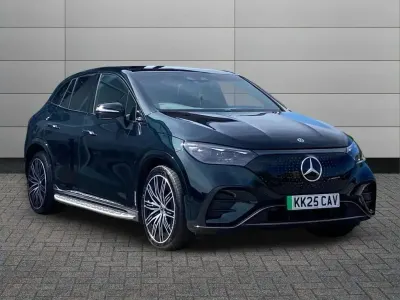 Käytetty Mercedes EQE500 AMG line 300 kW (408 HP) 2025 Vihreä Katumaasturi