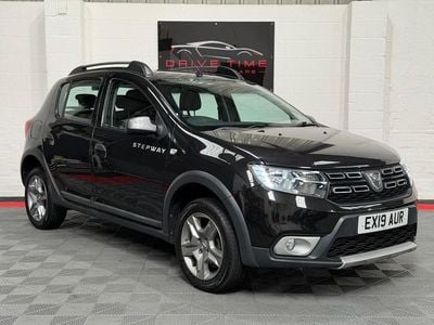 Used Dacia Sandero Comfort 90 HP (66 kW) 2019 Black Hatchback