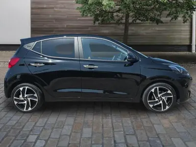 New Hyundai i10 Premium 79 HP (58 kW) 2026 Grey Hatchback
