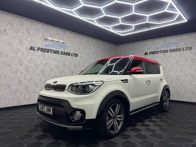 White Used 2017 Kia Soul SUV | £8,999 (Fair price)