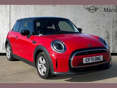 Used Mini Cooper Classic 134 HP (98 kW) 2022 Red Hatchback
