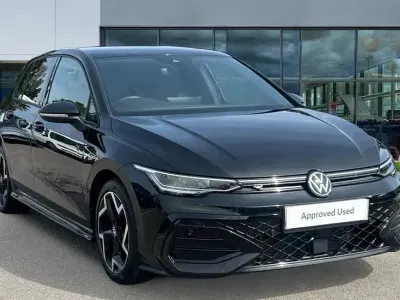 Used VW Golf VIII R-line 150 HP (110 kW) 2025 Black