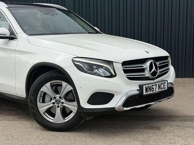 Used Mercedes GLC220 Premium 170 HP (125 kW) 2017 White Estate