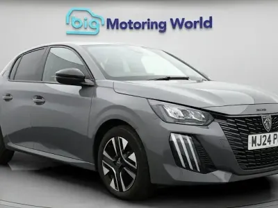 Second-hand Peugeot 208 Allure 101 CP (74 kW) 2024 Gri Hatchback