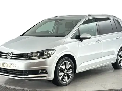 Used VW Touran SEL 150 HP (110 kW) 2023 Silver MPV