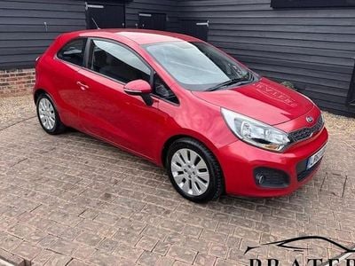 Begagnad Kia Rio 86 HK (63 kW) 2014 Halvkombi