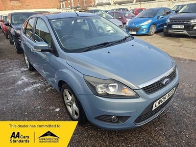 Used Ford Focus Zetec 100 HP (73 kW) 2009 Blue Hatchback