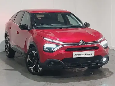 Begagnad Citroën C4 PureTech 131 HK (96 kW) 2023 Röd SUV