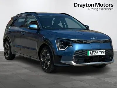 Used Kia Niro 150 kW (204 HP) 2025 Blue SUV