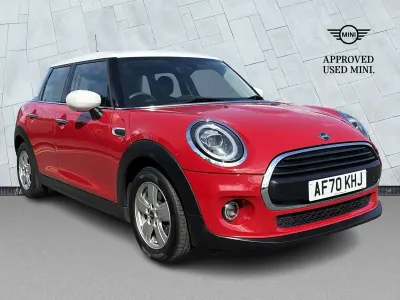 Used Mini Cooper Classic 134 HP (98 kW) 2020 Red Hatchback