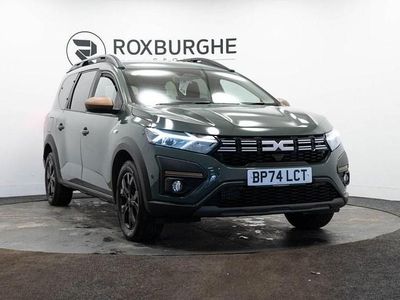 Used Dacia Jogger Extreme 110 HP (80 kW) 2024 Green MPV