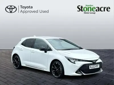 Used Toyota Corolla Sport 120 HP (88 kW) 2023 White Hatchback