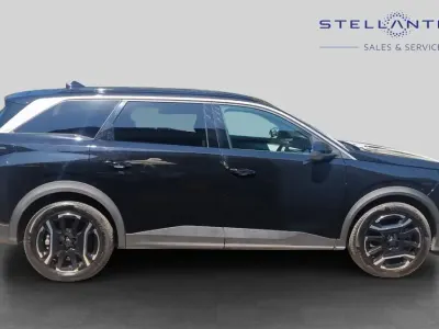 Used Peugeot e-5008