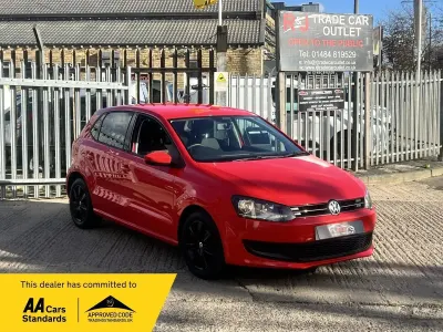 Used VW Polo SE 85 HP (62 kW) 2010 Red Hatchback
